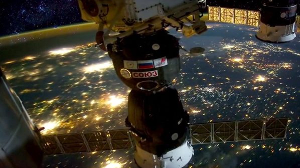 Video-Time-Lapse-ISS-vue-de-la-Terre-la-nuit-2.jpg